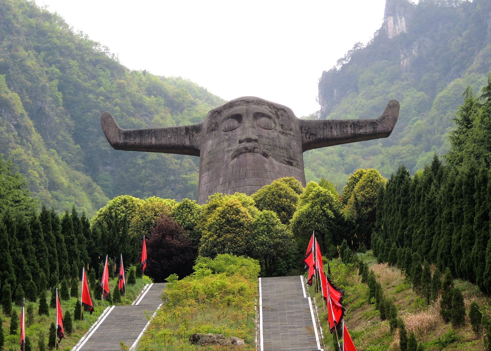 【探秘神農(nóng)架】、龍泉古鎮(zhèn)、汽車三日純玩游