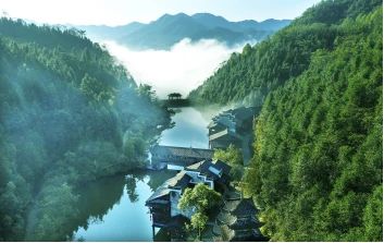 梅山文化園、青云洞、云臺山2日